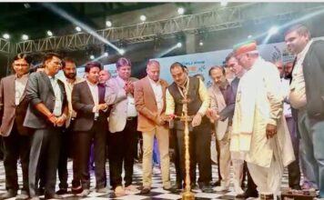 Shikhar Dhawan and Rajyavardhan Singh Rathore boosted the enthusiasm of the players Shikhar Dhawan and Rajyavardhan Singh Rathore boosted the enthusiasm of the players