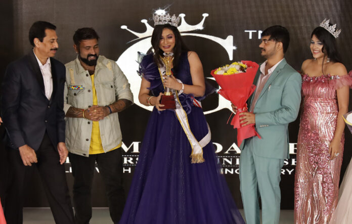Founder Glam guidance Girish Kumar and Director Neha Singh wishes bright career to all winners of MissMrs India Universe 2022