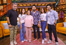 Anubhav Sinha and Ratnaa Sinha lead the team of their film Middle Class Love and gate crashed Kapil Sharma’s show Anubhav Sinha and Ratnaa Sinha lead the team of their film Middle Class Love and gate crashed Kapil Sharma’s show