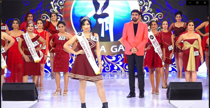 Dr. Momi Das from Assam bagged the sub title Mrs Gracious at Mrs.INDIA Galaxy 2022