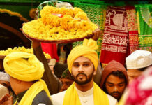 Basant celebrated at Nizamuddin Dargah: Syed Anis Nizami, Incharge Dargah Sharif Basant celebrated at Nizamuddin Dargah: Syed Anis Nizami Incharge Dargah Sharif