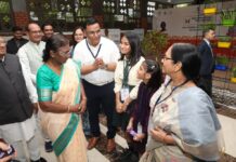 Indore Earns Top Smart City Honors; Honarable President shares Thoughtful Exchanges with Smt Mala Vajpayee Tiwari and Kapil Mishra Indore Earns Top Smart City Honors; Honarable President shares Thoughtful Exchanges with Smt Mala Vajpayee Tiwari and Kapil Mishra