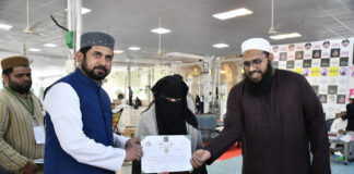 Motivational Speaker Munawar Zama launches 100 GEMS initiative at Seerat-un-Nabi competition in Hyderabad