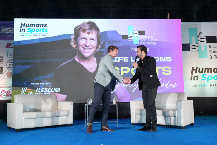 Jonty Rhodes Inspires Future Sports Professionals at ISST’s “Life Lessons Through Sports” Initiative in Pune