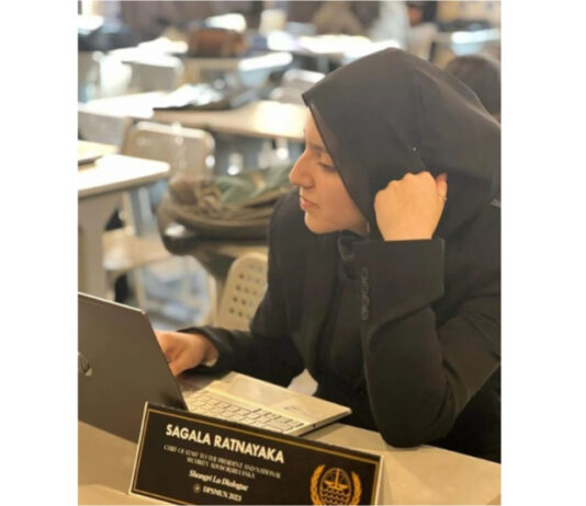 Poems at Eighteen: Sufeenah Khan’s ZOOM IN Captures the Inner World of a Young Poet